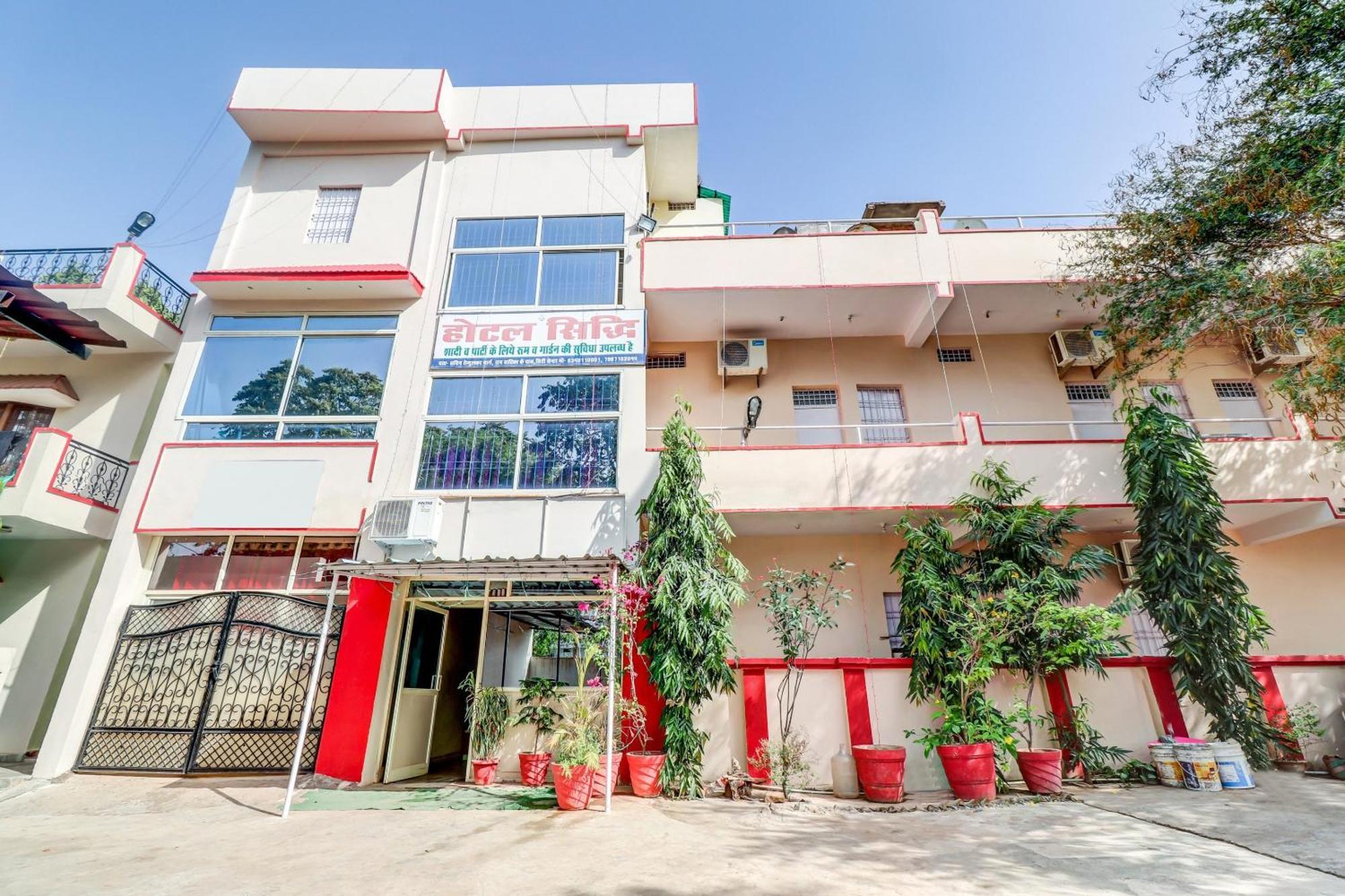 Hotel Spot On Siddhi Maa Gwalior Exterior foto